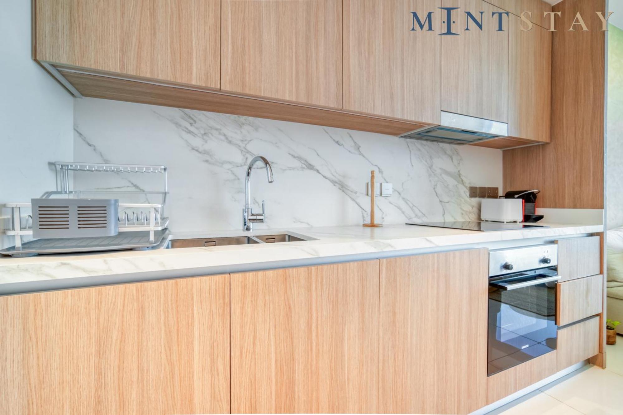 Vista 1 Emaar Beachfront - Mint Apartment *